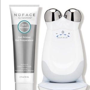 NuFACE Trinity Facial Toning Device with primer